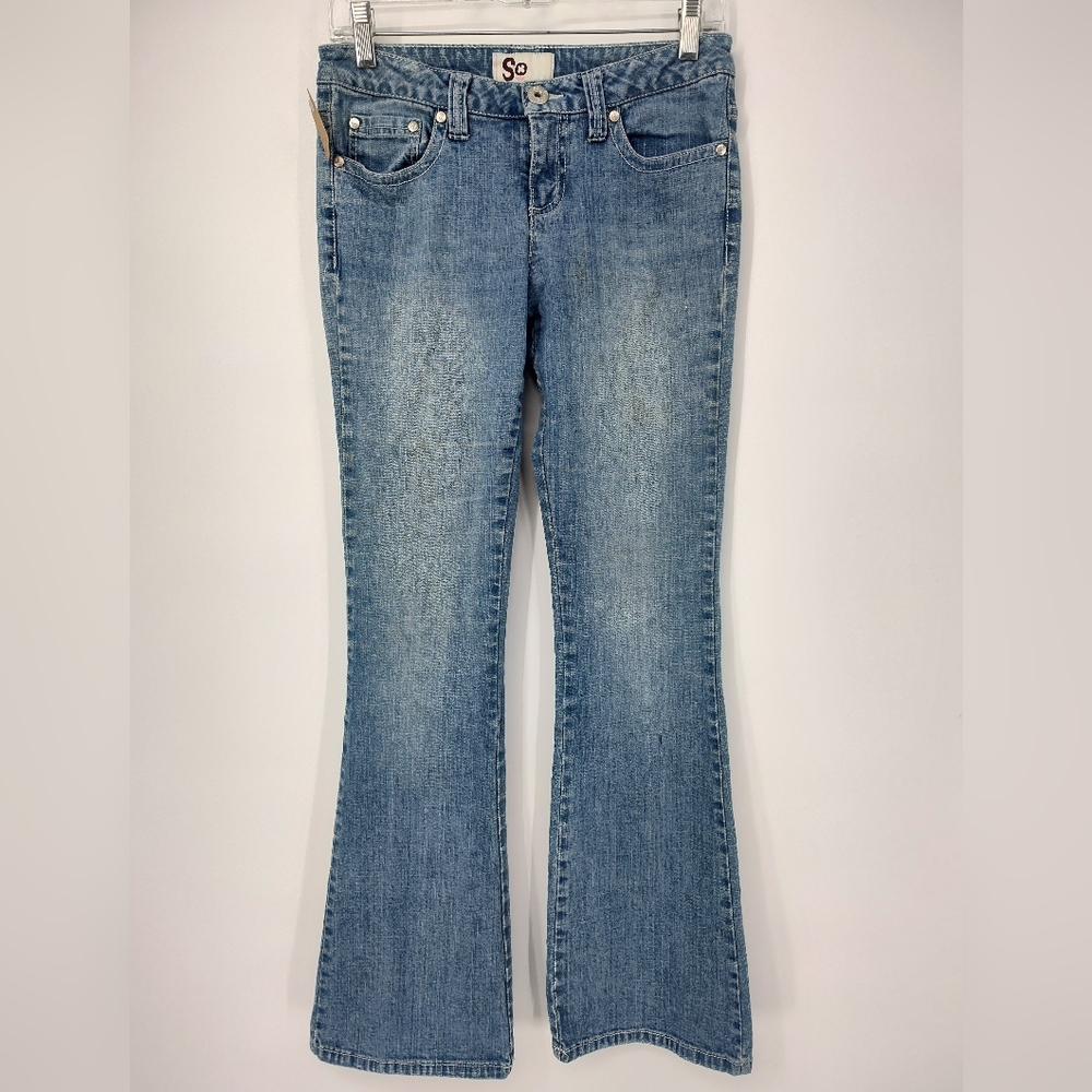 SO Women's Light Blue Flare Jeans Size 5